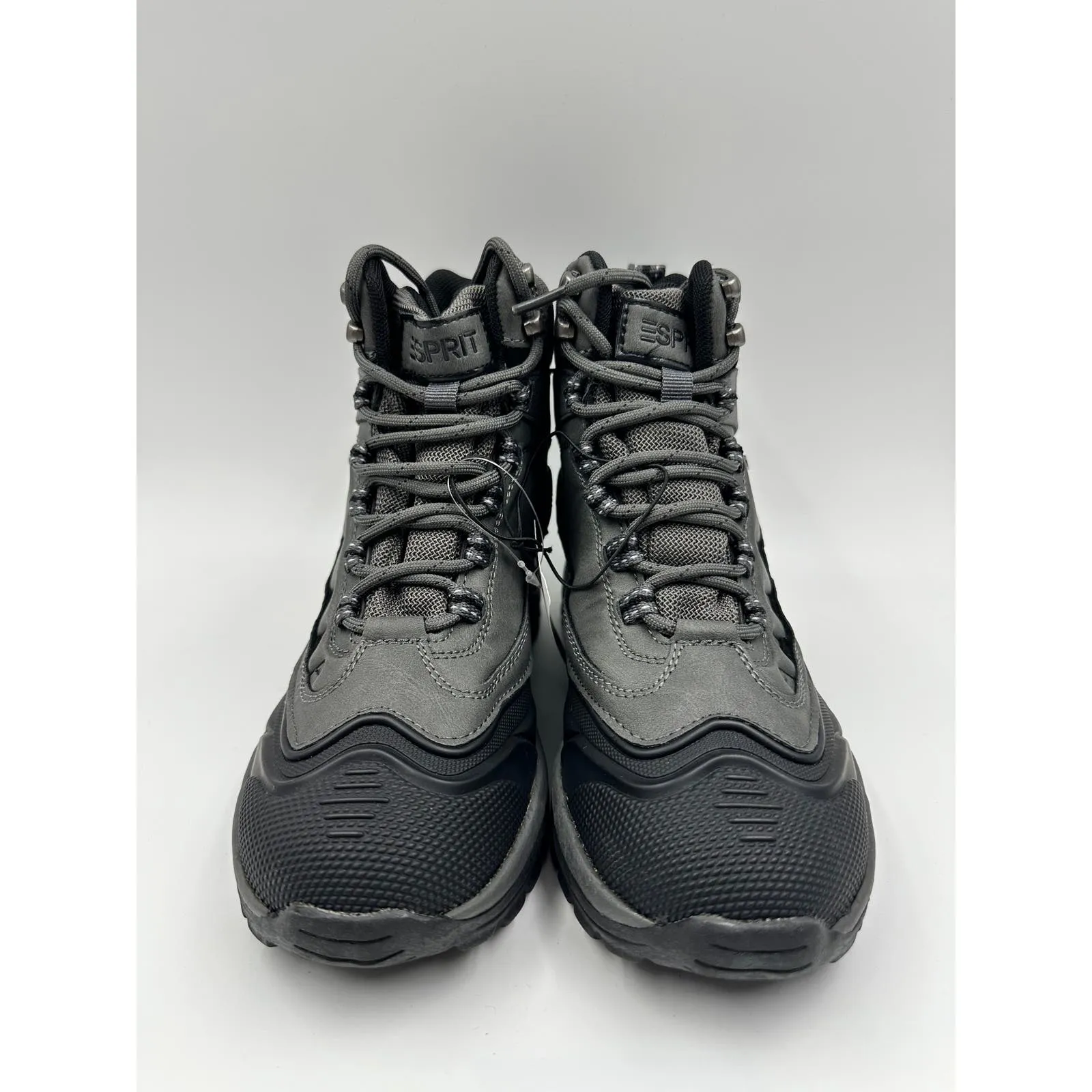 Women's Size 6, Ultra High Top Gray & Black Hikers w/ Rugged Toe Cap & Heel Cover